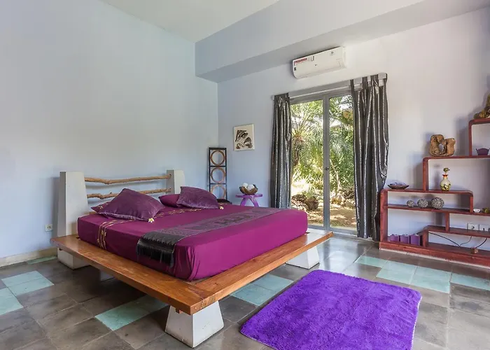 Villa Purple